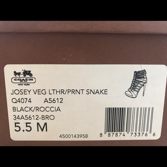 Black Coach high heels in printed snake . - Picture 5 of 5